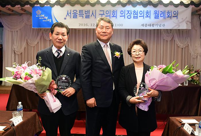 이태인 의원(사진 왼쪽 ), 이순영 의원(사진 오른쪽)