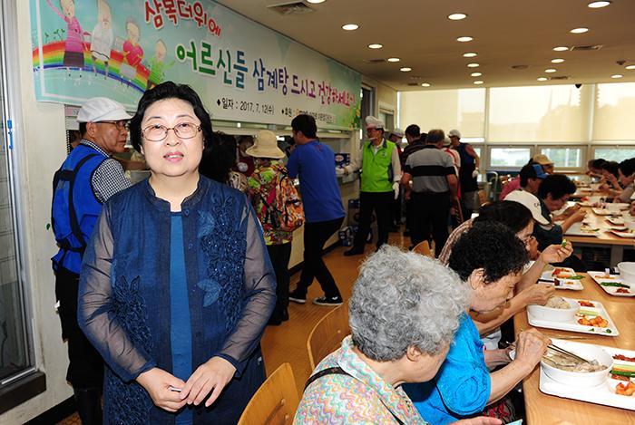 동대문노인종합복지관 민경원 관장