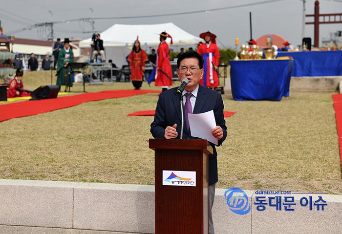 유덕열 동대문구청장이 대회식에서 인사말을 하고 있다사진동대문 이슈