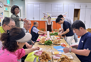 [동대문구 한 주간 놓친 뉴스] 찾아가는 치매 검진, 동동밥상, 약기(藥記) 특별전, 여름방학특강, 사랑의 라면 전달식, 외대셈영어브릿지교육, 드림스타트, 장안1동 주민자치위원회 등 소식(8.14~21일) 기사 이미지