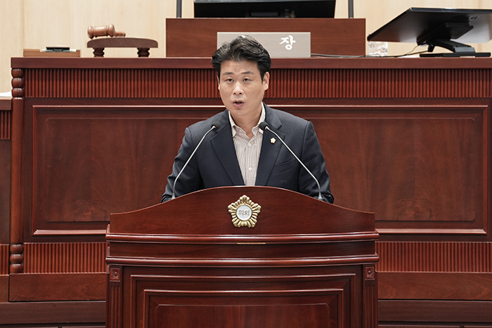 박남규 구의원, “차없는 거리 활성화 및 야외테이블(야장)을 설치해야” 기사 이미지