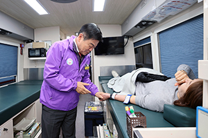 동대문구, 올해 마지막 ‘사랑의 헌혈 운동’에 직원 200명 참여 기사 이미지