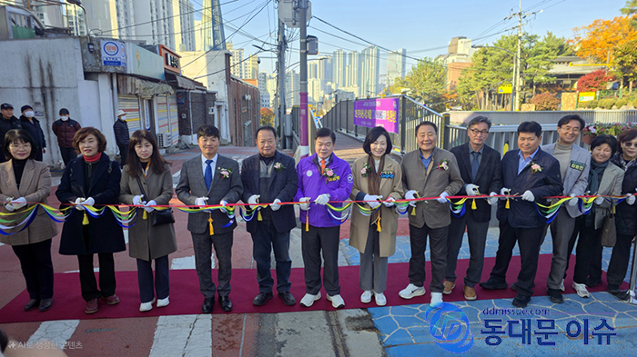 동대문구, 사가정로 안전보행로 개통… 20년 숙원사업 결실 기사 이미지