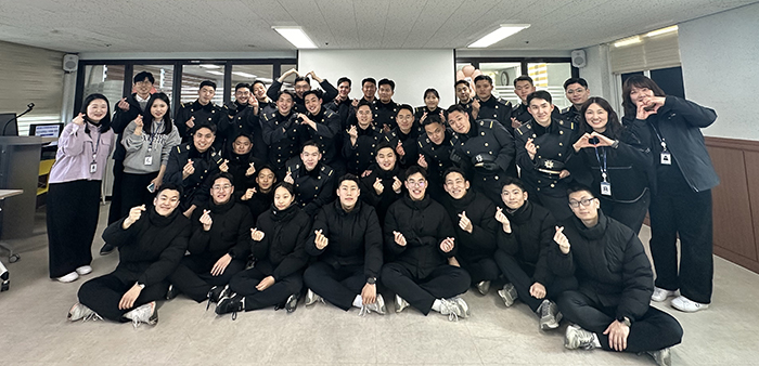 동대문시각특화장애인복지관, 육군사관학교 생도 자원봉사활동 기사 이미지