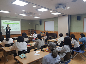 동대문구, ‘북스타트 주간’ 운영…영유아·부모 함께하는 독서문화 축제 기사 이미지