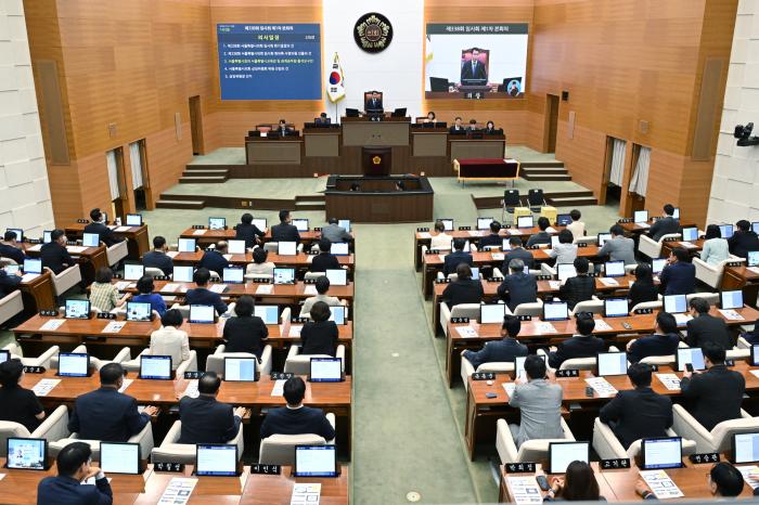서울시의회, 제12대 첫 임시회 개회…추경 4조원·140개 안건 심사